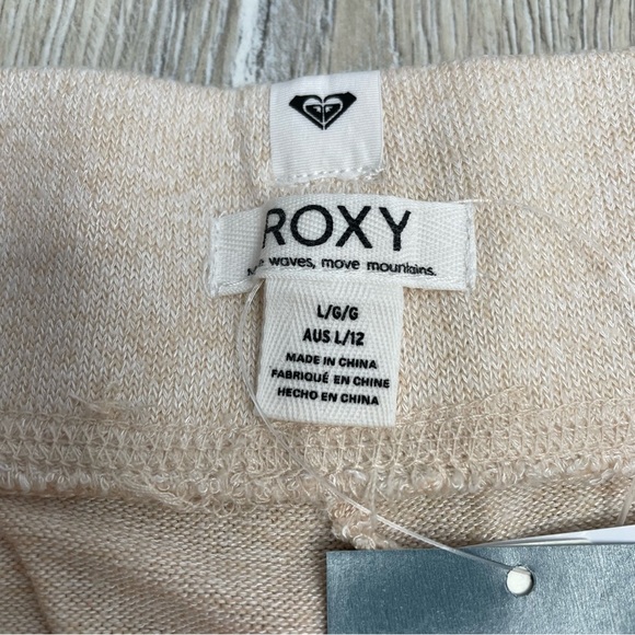 Roxy Staying True Shorts - Picture 10 of 15